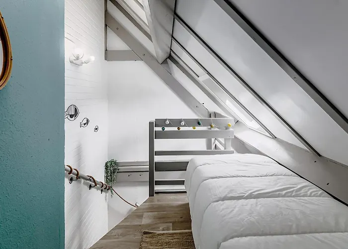 Aalduiker 11 P44 بيت للعطل